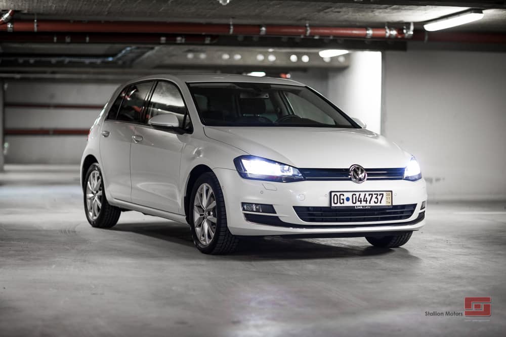 Volkswagen Golf 7 blanche vendue par Francis Clotilde