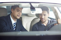 livraison de la voiture au client par mandataire-auto.com